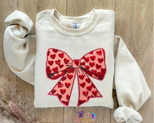 Load image into Gallery viewer, Pink &amp; red bow sweater
