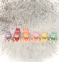 Load image into Gallery viewer, Labubu fluffy pen
