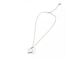 Load image into Gallery viewer, Photo Heart necklace
