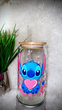 Load image into Gallery viewer, Glass blue &amp; pink guy cup
